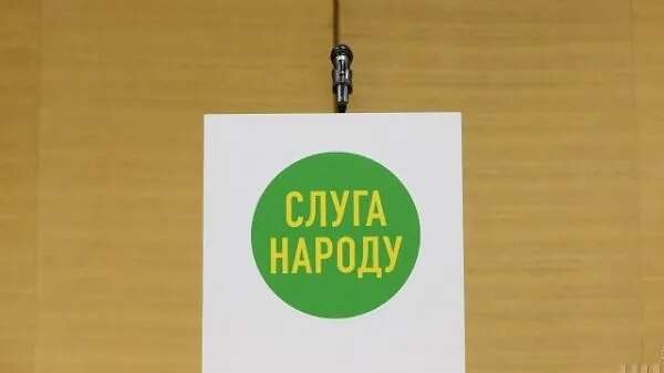 МЗС очолить Сибіга, Мінстратпром - Сметанін, а Верещук і Камишін - підуть в ОП: які кадрові ротації погодили Зеленський та 