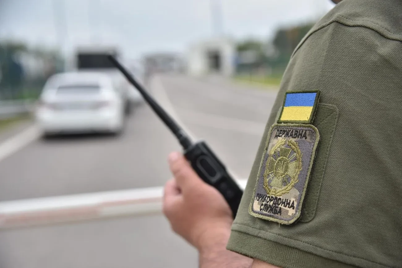 На кордоні з Польщею фіксують значне зростання пасажиропотоку: які пункти пропуску на Львівщині краще оминати