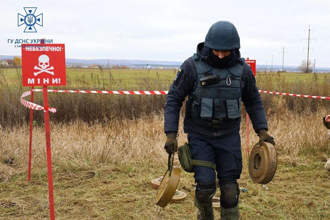 На повне розмінування території України знадобиться близько 30 млрд доларів – Шмигаль