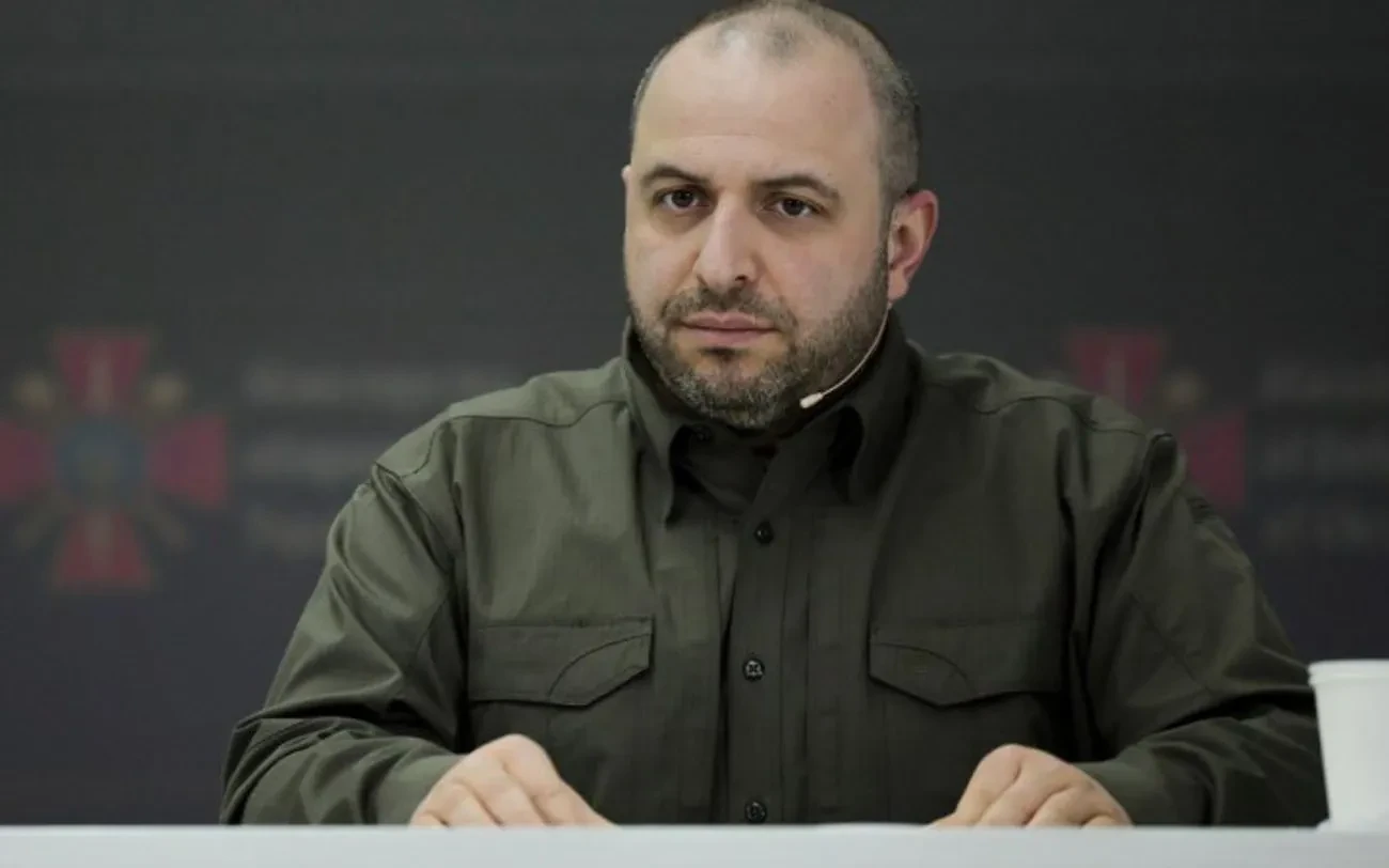 Нові пакети підтримки та контингент: Зеленський заслухав доповідь Умєрова