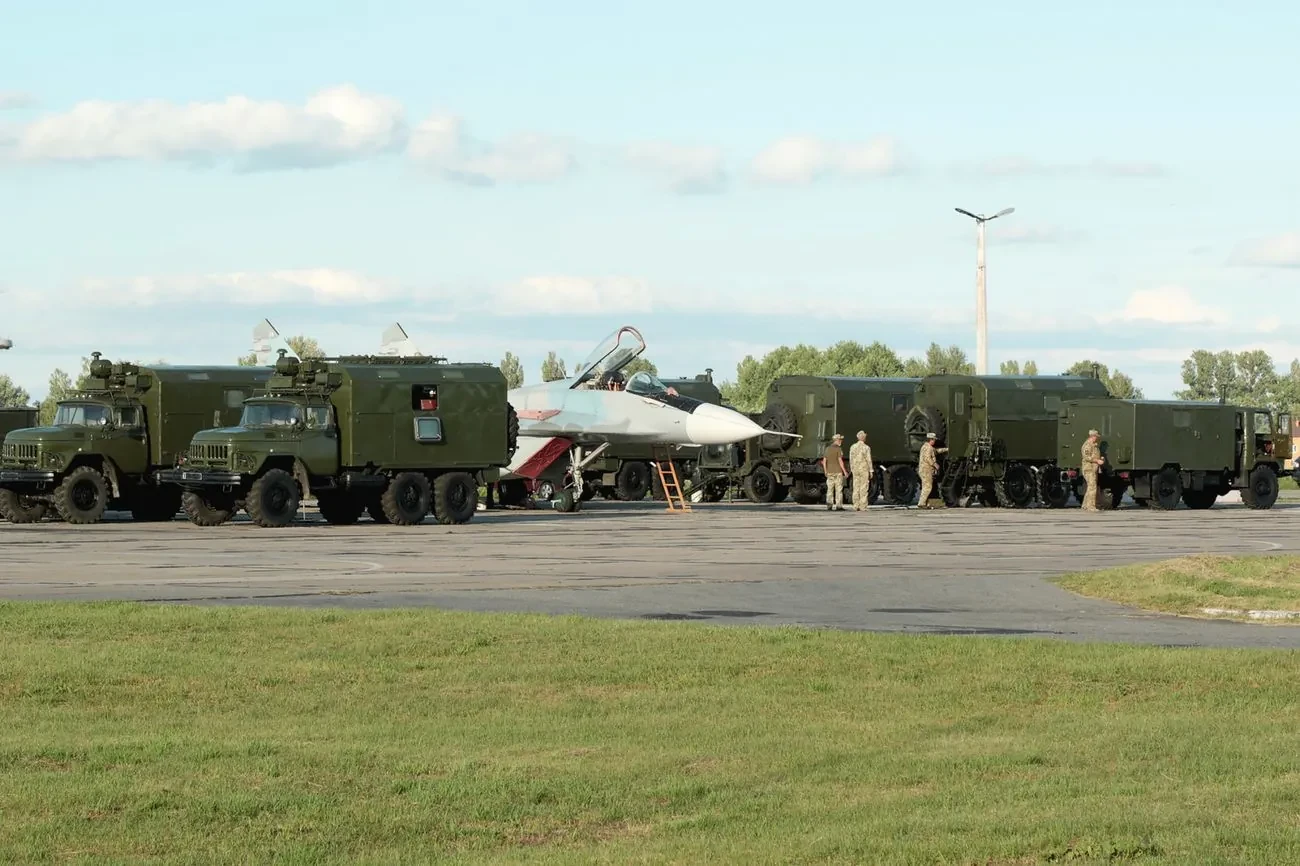 Що відбувається з авіаційною технікою після того, як вона 