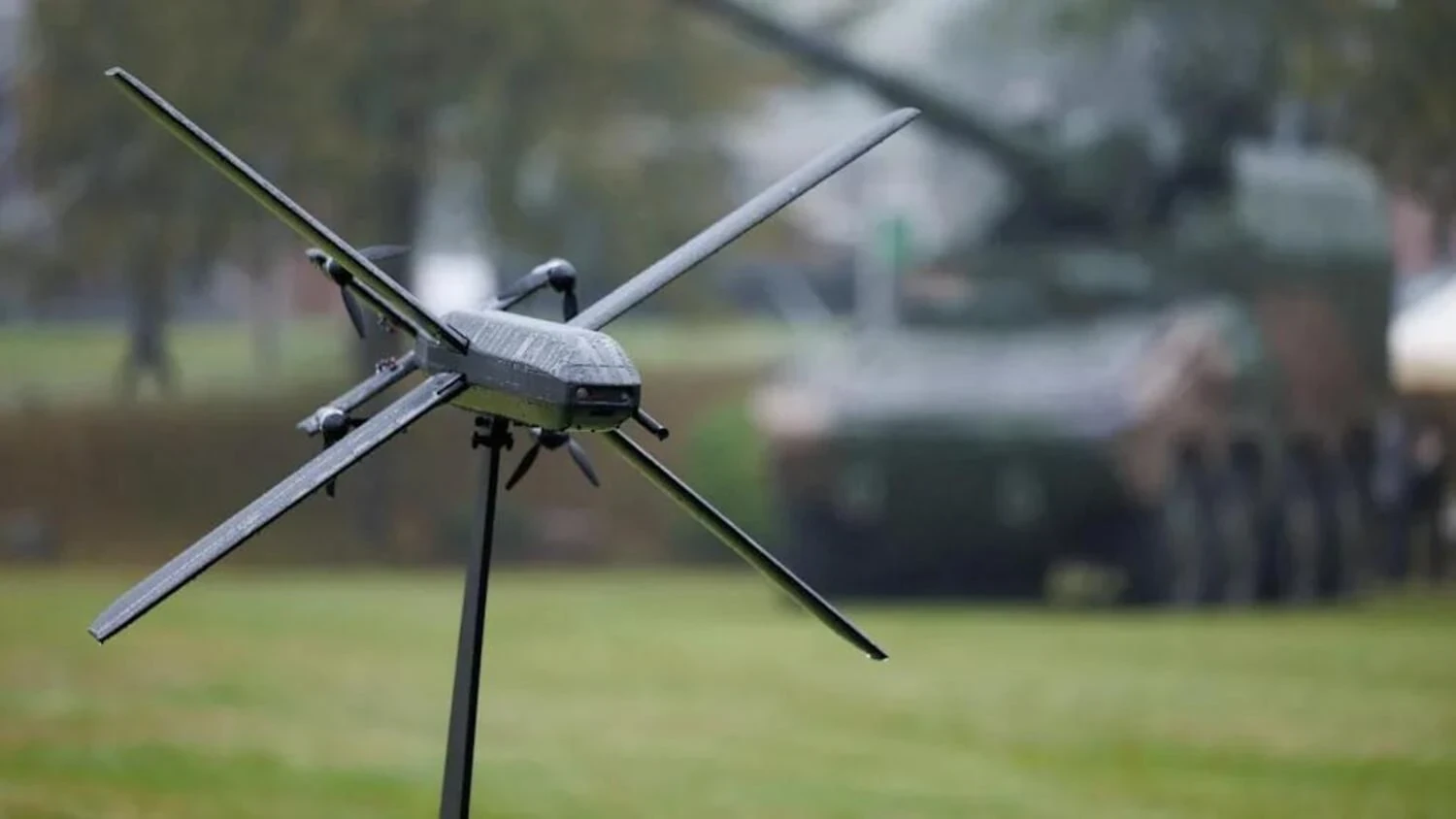 Дрони паралізували роботу аеропорту Брюсселя: там мала відбутись зустріч щодо боротьби з БПЛА - Bild