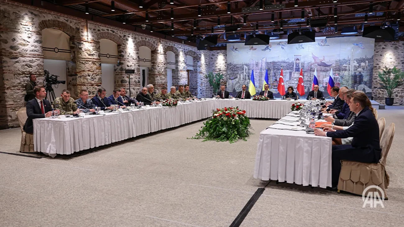 рф на переговорах вимагала відведення української армії 