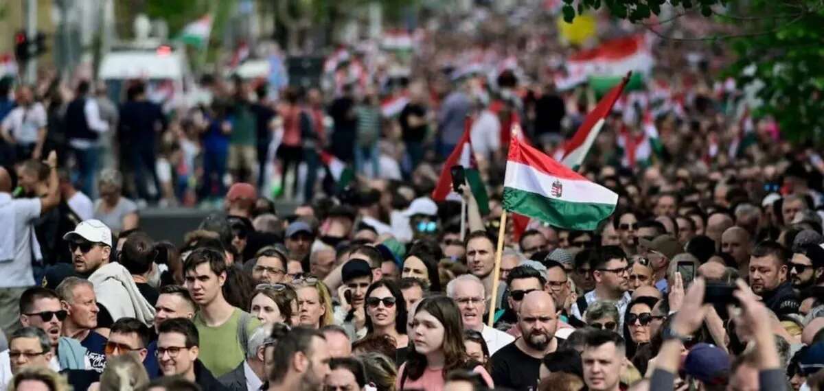 В Угорщині відбувся кількатисячний мітинг з вимогою припинити 