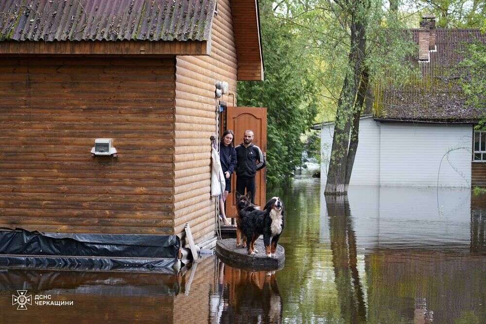 Черкащину почало підтоплювати: вода відрізала від суші 12 домоволодінь і 13 будинків