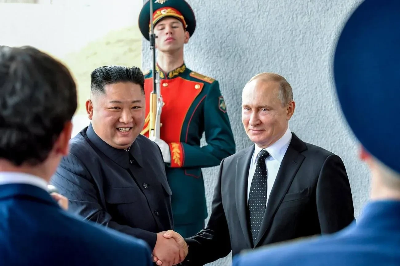 Повідомив про майбутні контакти з Трампом: путін провів телефонну розмову з Кім Чен Ином
