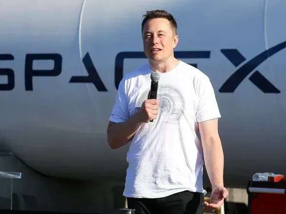 SpaceX Маска готується провести тендерну пропозицію з ціною $135 за акцію - Reuters