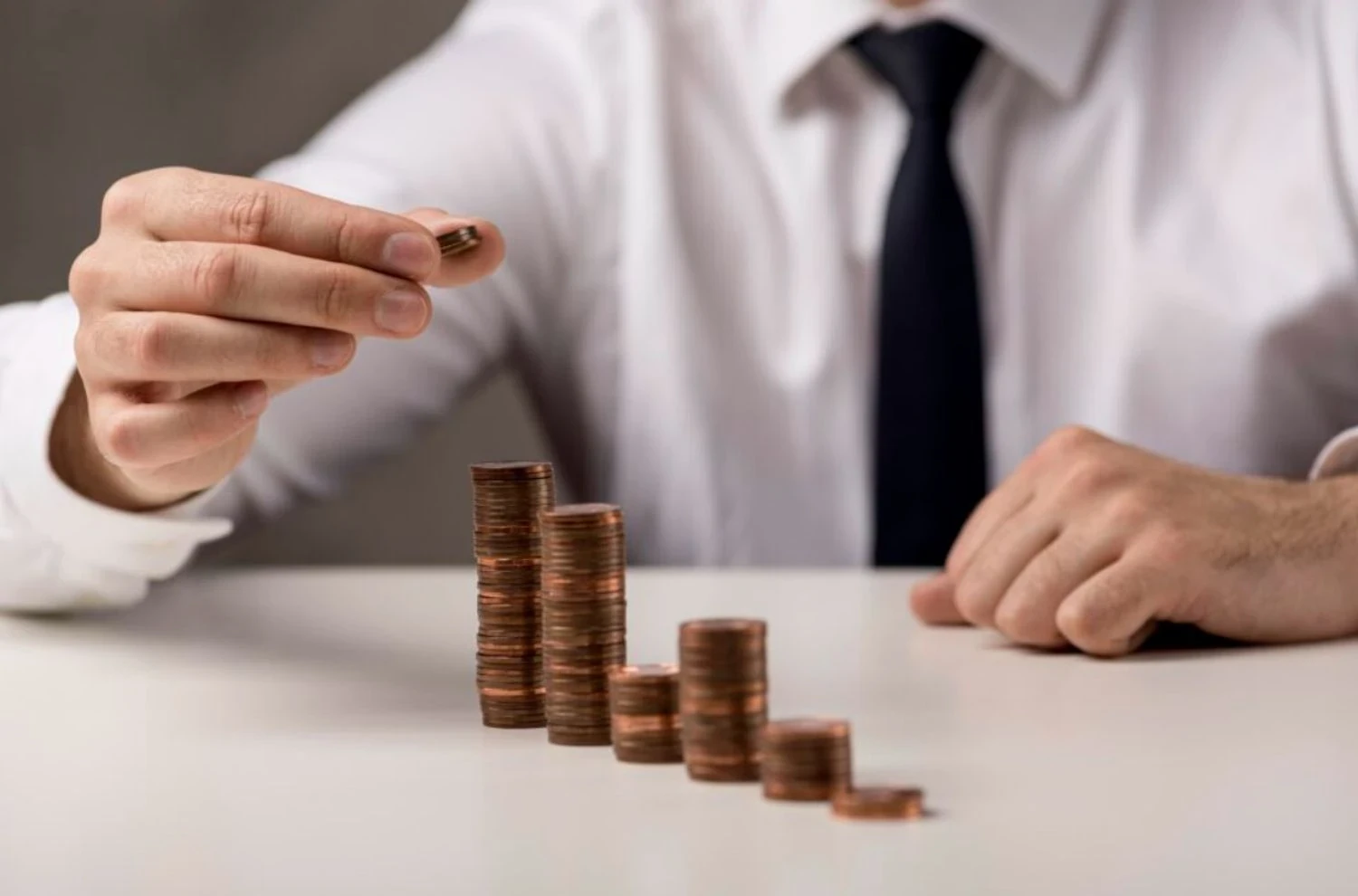 Понад 50% українських підприємств планують підвищення зарплат: деталі опитування у дослідженні очікувань бізнесу