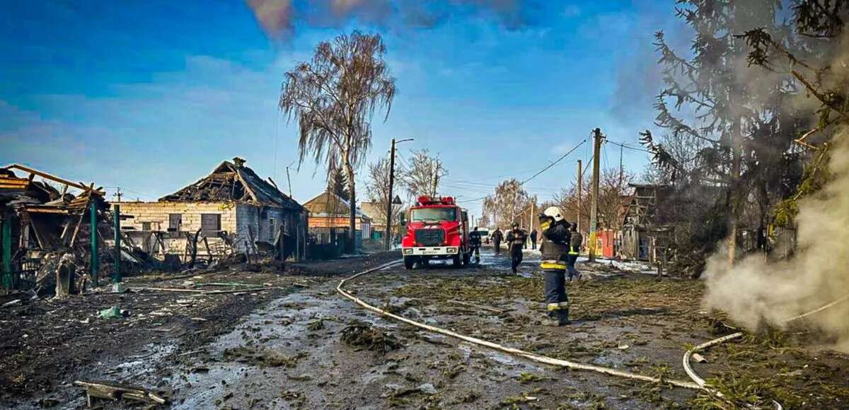 Пошкоджено електропідстанцію і будівлі, травмовані 2 людини: Золочівську громаду на Харківщині атакували загарбники