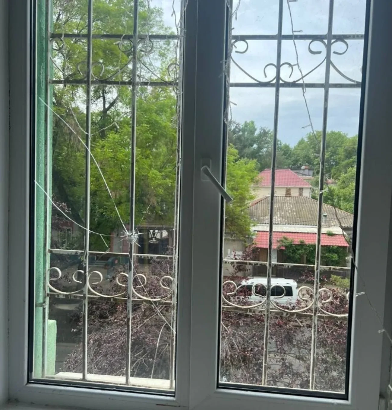 Окупанти пошкодили приміщеня найбільшого на Миколаївщині Центру обслуговування платників - Кравченко