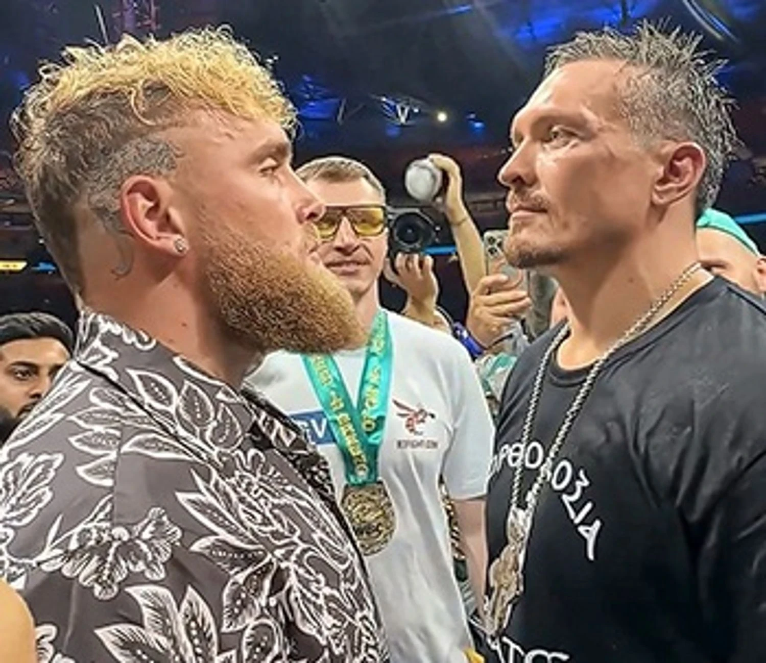 Усик погодився на бій з Джейком Полом у клітці: чемпіон відповів на провокаційний план блогера