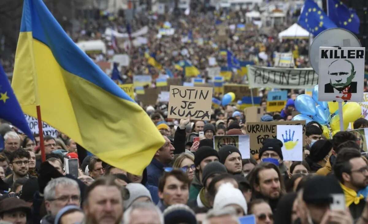 Чехи менше цікавляться Україною, але підтримують тиск на рф - опитування