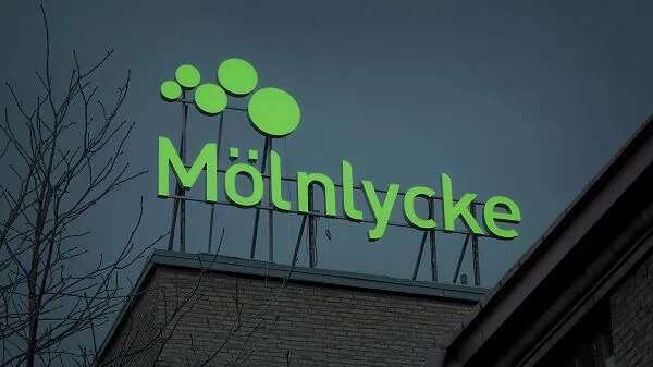 Molnlycke Health Care та 