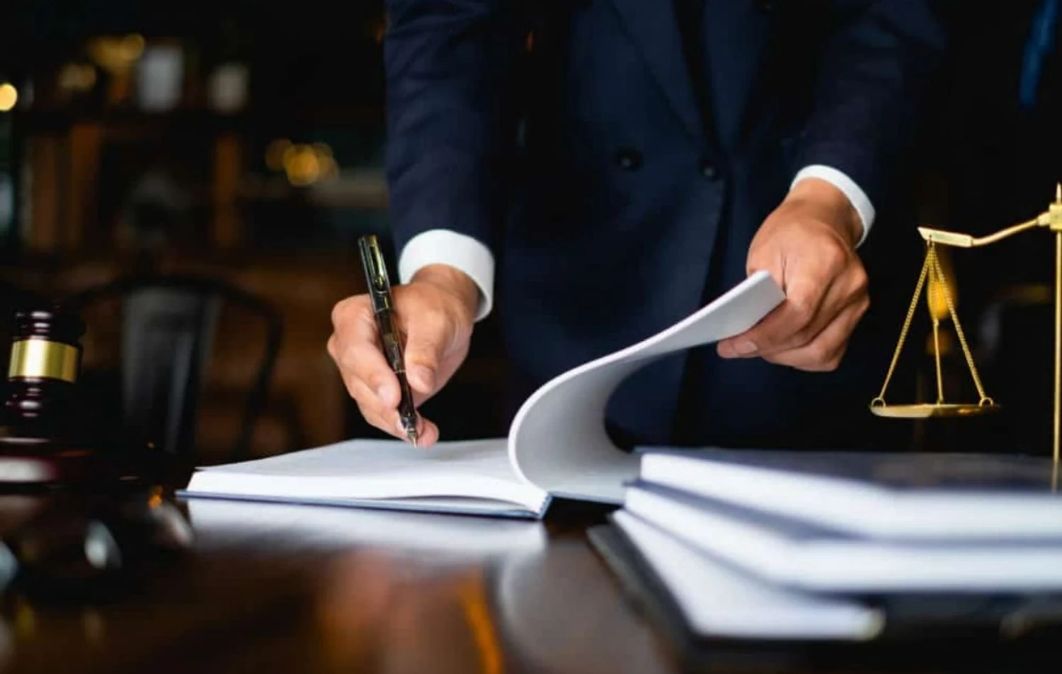 Кількість боргів українців зростає: стягується лише 20% проваджень, ще частина - закривається без відшкодування