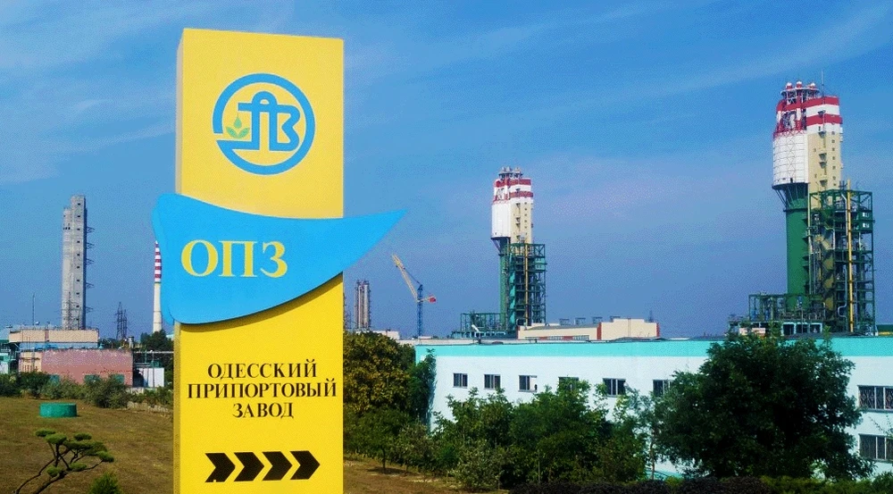 Замість того, щоб отримати дозвільні документи на проїзд, комерційна структура подала в суд на “ОПЗ”