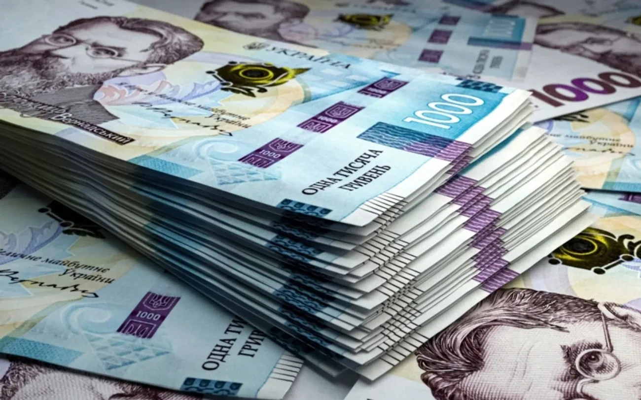 У Києві шахрай ошукав пенсіонерку на 320 тис грн, заявивши, що має перевірити, чи не російські в неї гроші