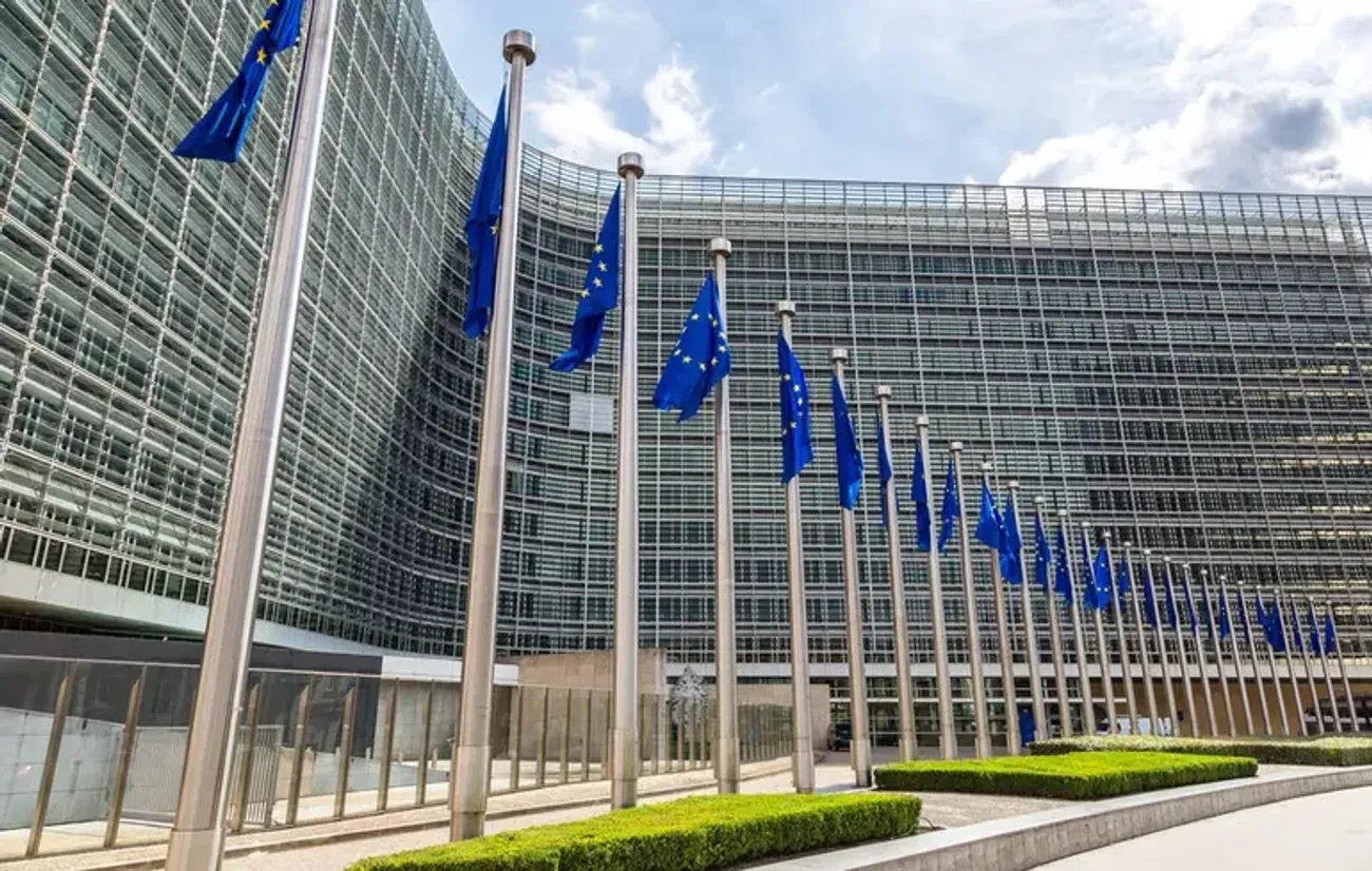 Брюссель попередив 18 країн ЄС через затримку з імплементацією законодавства щодо санкцій