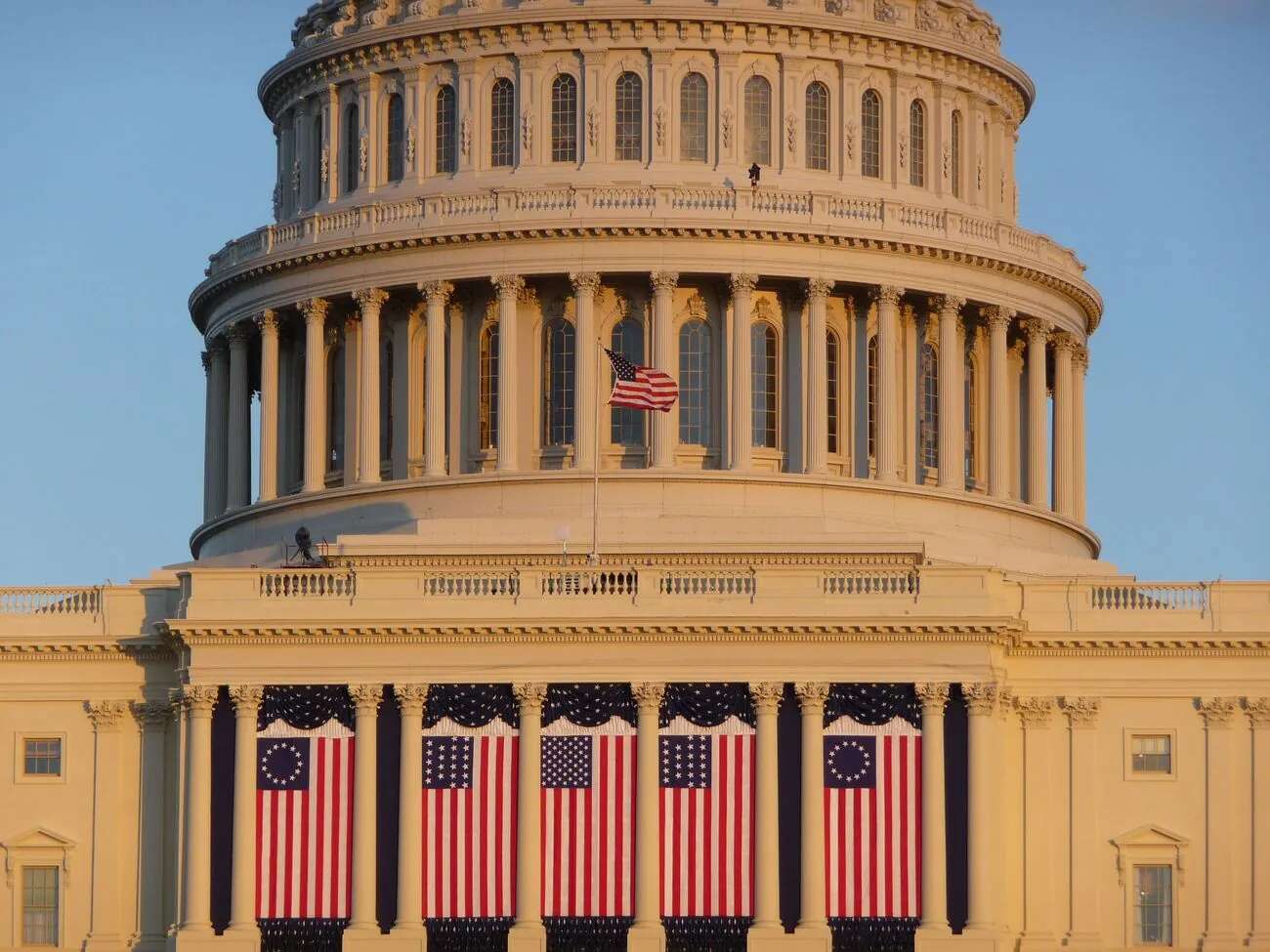 Республіканці виступили проти планів адміністрації Трампа щодо командування в НАТО