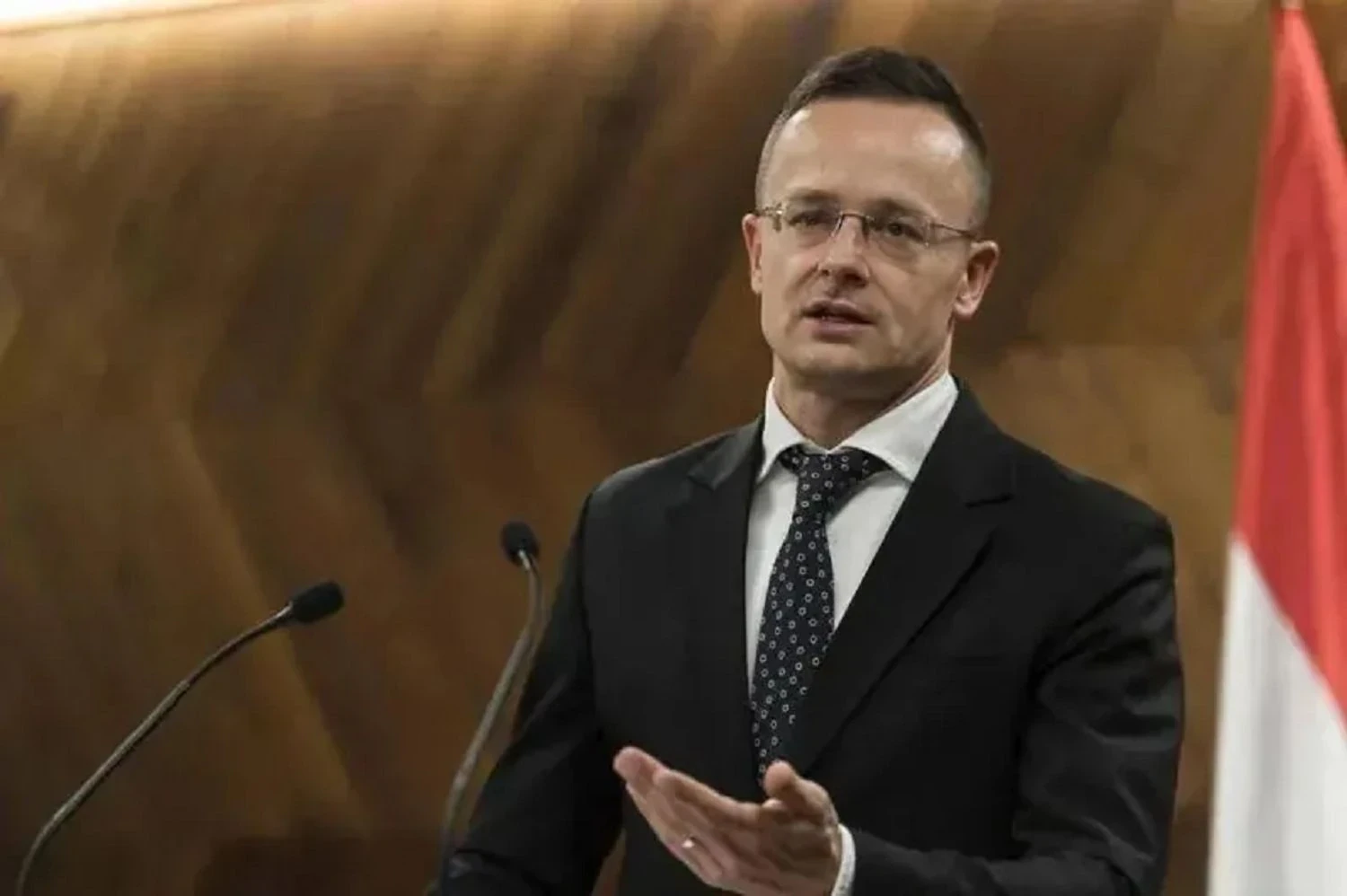 Сіярто повідомив, коли відновиться постачання газу до Угорщини після ударів України по нафтопроводу 