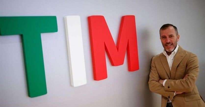 Tim, Tesoro pronto ad accettare un’offerta congiunta tra Cdp e Kkr