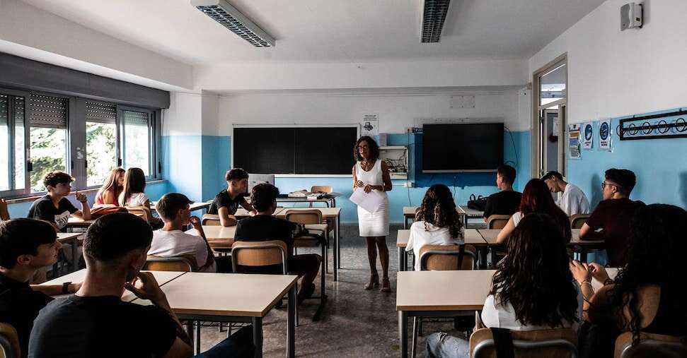 In vista del rientro a scuola, matematica e inglese le materie più cercate nell’estate 2024