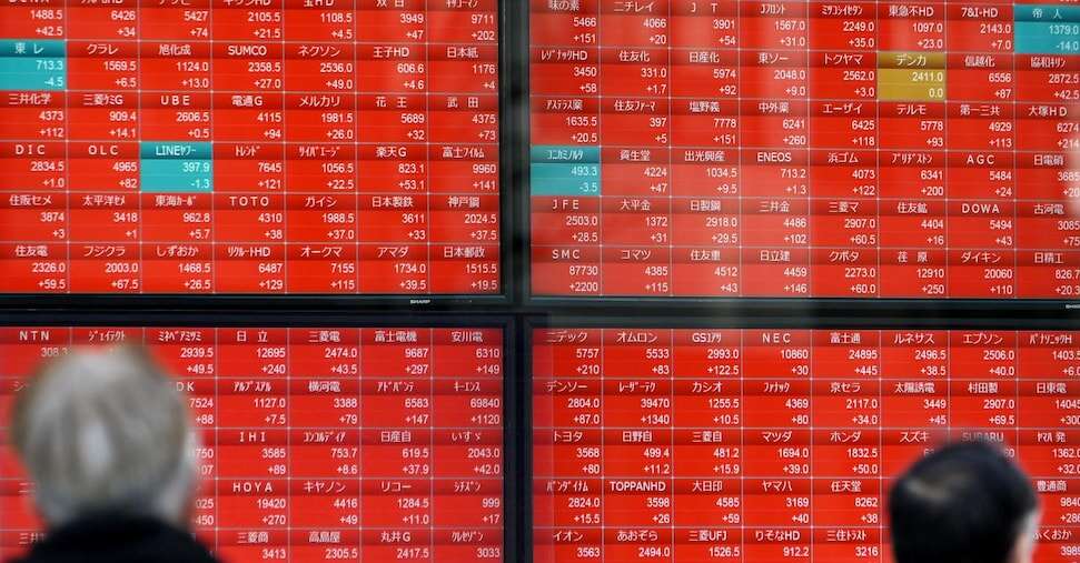 Borsa, avvio di settimana positivo per i listini asiatici