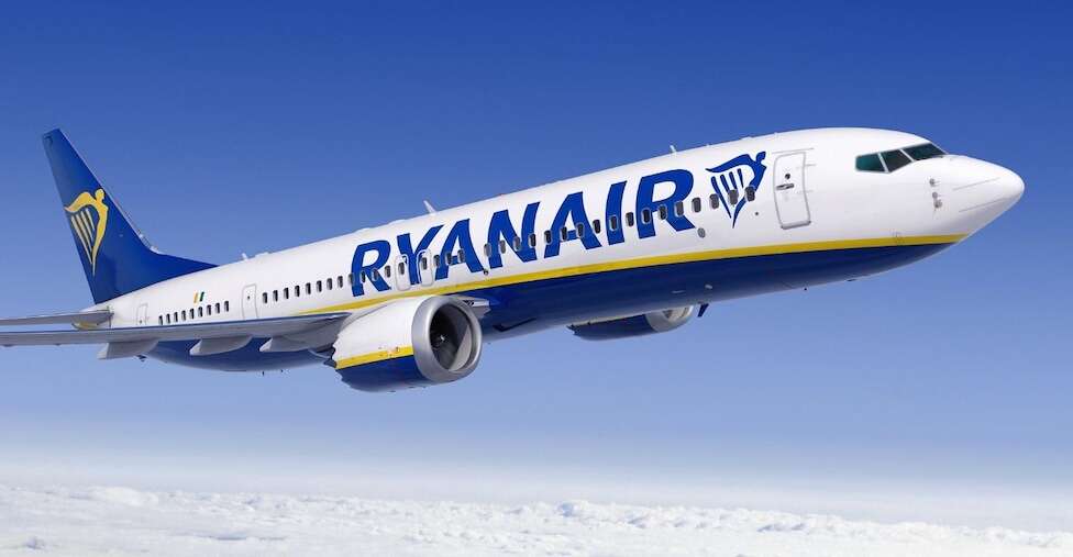 Ryanair, utili netti in calo del 46% nel trimestre