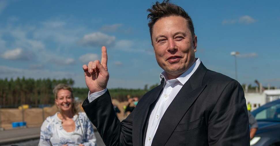 Musk all’attacco sulla governance di Tesla, vuole contare il doppio