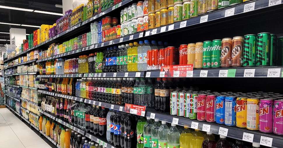 Per la Plastic tax arriva il settimo rinvio. Sugar tax in vigore da luglio, ma con partenza soft