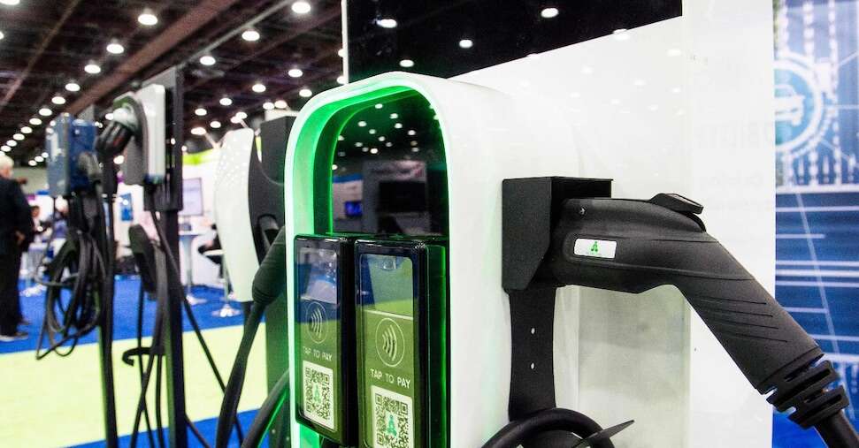 Auto elettrica, Northvolt sviluppa la prima batteria senza litio e cobalto