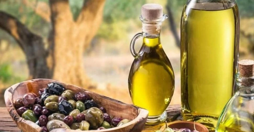 Olio di oliva troppo caro? Il Governo spagnolo azzera l’Iva