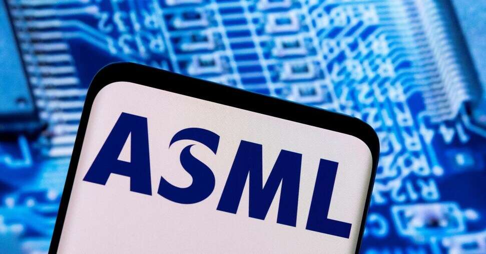 Asml cade ad Amsterdam, conti sopra stime ma rischi da possibili limiti export verso Cina