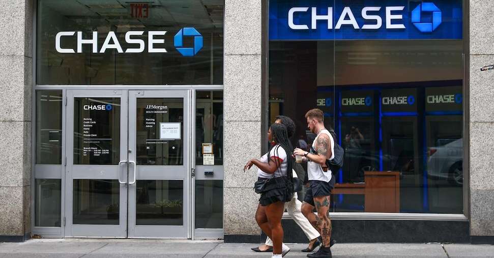 Caccia ai correntisti: in USA pioggia di offerte e super-tassi. Così le banche fanno raccolta