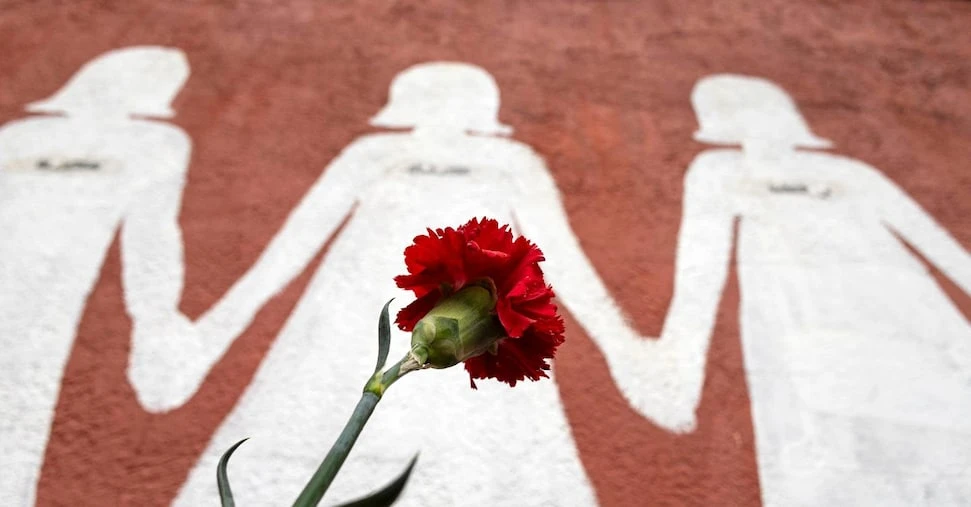 Femminicidi, 109 donne uccise quest’anno. Sette autori su 10 sono italiani, l’85% ha più di 30 anni