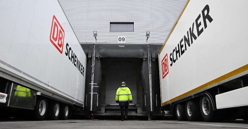 DB Schenker in vendita: il fondo CVC e i danesi di DSV si fanno avanti