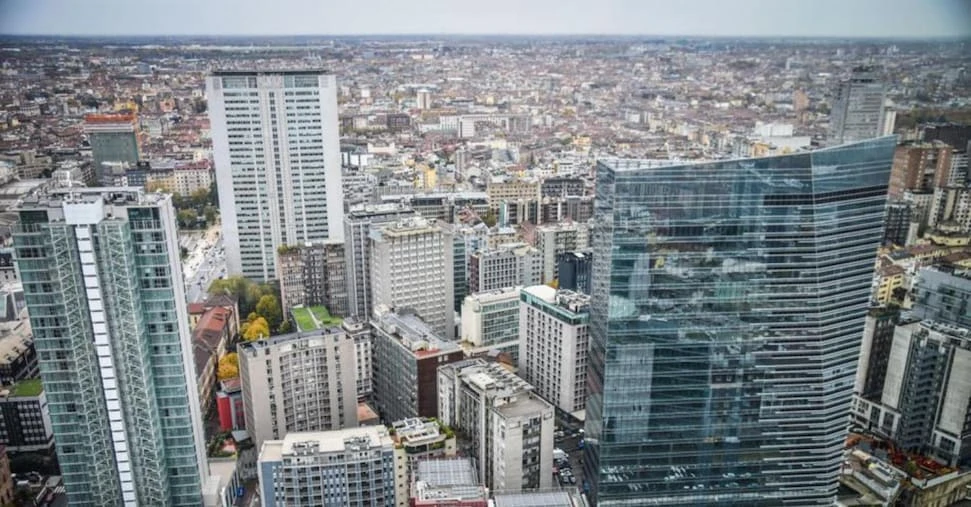 Case a Milano, dal 2013 i prezzi sono cresciuti del 40 per cento