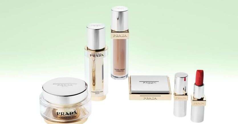 Prada scommette sulla cosmetica: oltre ai profumi arrivano make-up e skincare