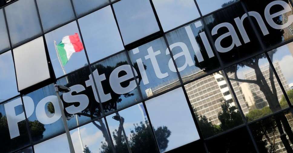 Poste in calo su ipotesi cessione quota Mef. I broker: «Coinvolgere il retail»