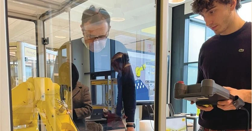 Sono già 70 le celle robotiche Fanuc consegnate nelle scuole di tutta Italia