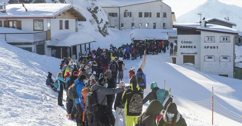 Settimana bianca sempre più cara: costa quest’anno tra i 1.500 e i 1.750 euro a testa