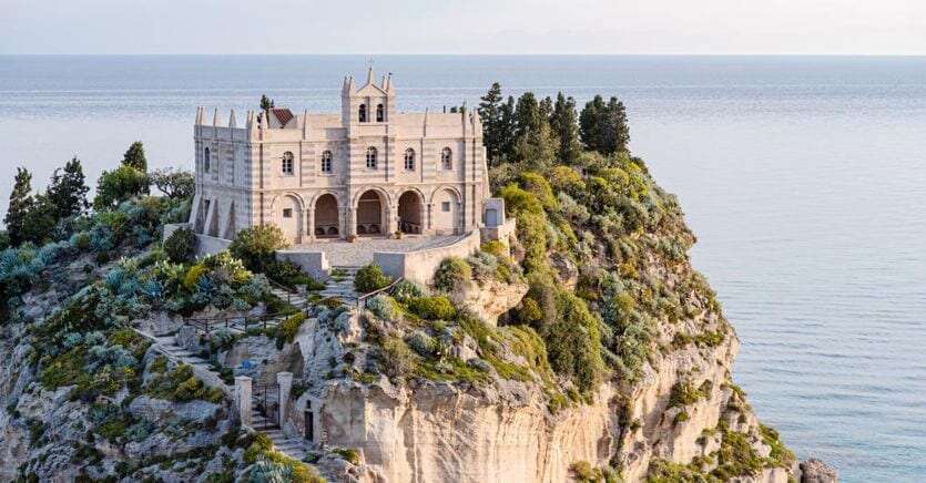 Tropea convertita alle vacanze di lusso, sold out tutto l’anno e prezzi in salita