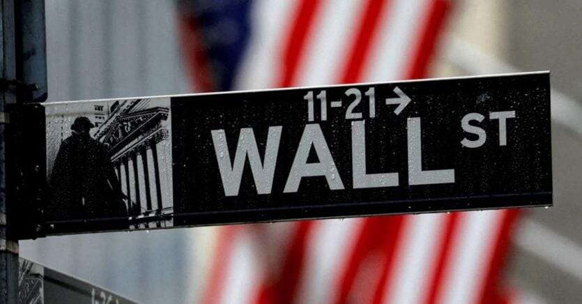 Borsa, Asia in ribasso sulla scia di Wall Street