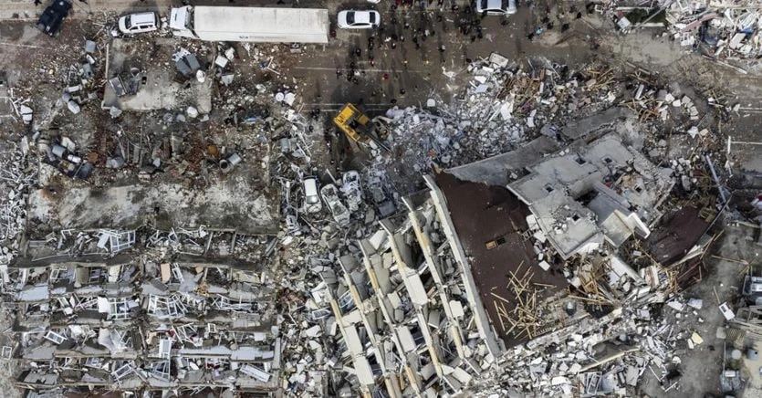 Scor svetta a Parigi: l'utile trimestrale supera i 300 milioni
