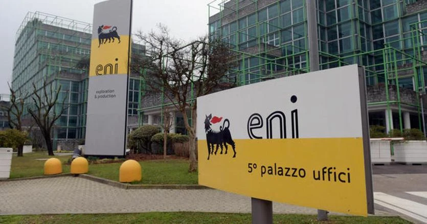 Borsa: Eni in altalena, analisti promuovono conti nonostante calo utili