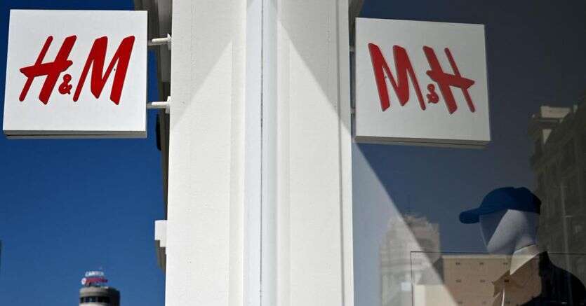 I conti di H&M sorprendono il mercato, titolo vola a Stoccolma