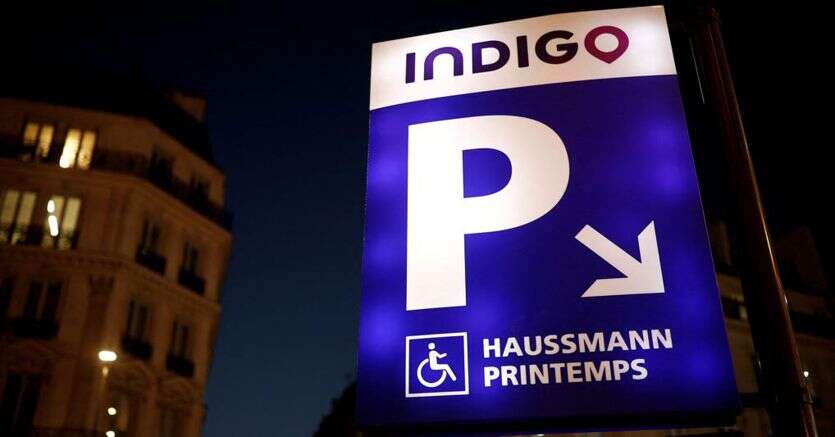 Parcheggi negli aeroporti, la francese Indigo acquisisce la spagnola Parkia