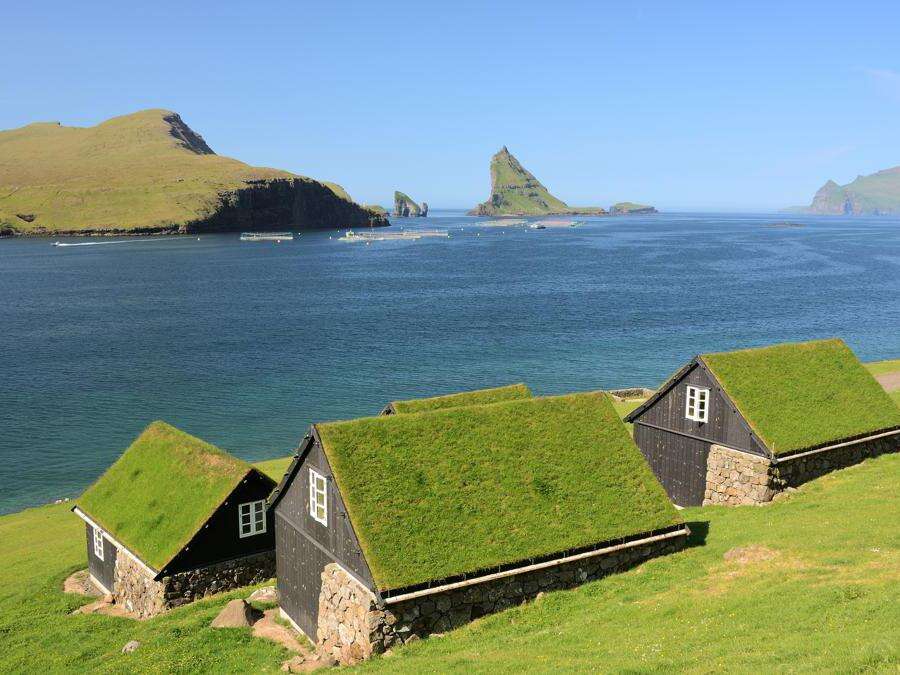 Isole Faroe un gioiello incontaminato nel mezzo dell’Atlantico custodi di enorme bellezze e di tradizioni antiche