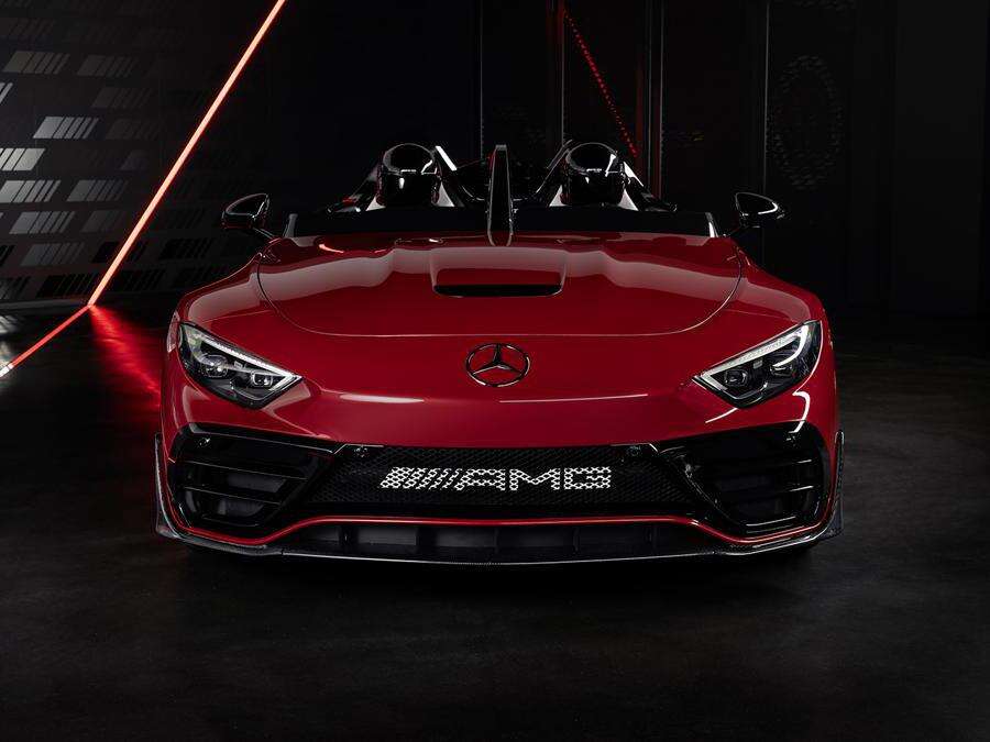 Mercedes-Amg Pure Speed, le foto della supersportiva a cielo aperto