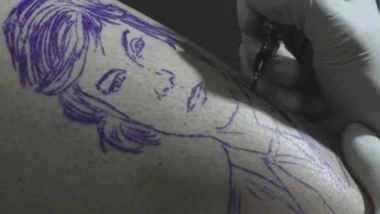 Argentina, si fa tatuare Milei: 