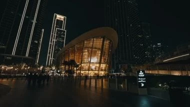 L'orchestra della Scala di Milano si esibisce alla Dubai Opera House
